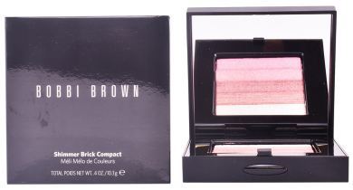 Rosa em p&oacute; iluminador compacto