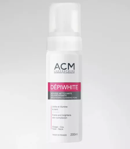 Acm Laboratoires Espuma de Limpeza Clareadora Depiwhite 200 ml
